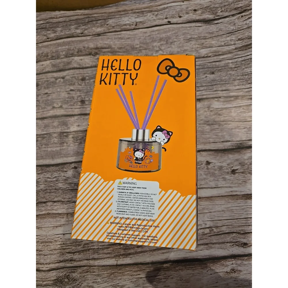 Sanrio HELLO KITTY Happy Halloween Reed Diffuser 100 ml Peppermint Oil (1041)